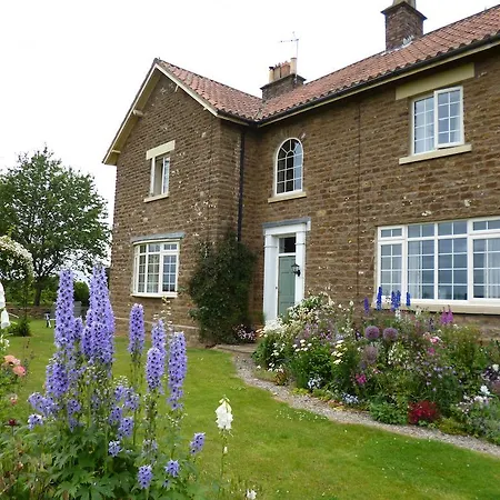 Hall Farm Bed & Breakfast