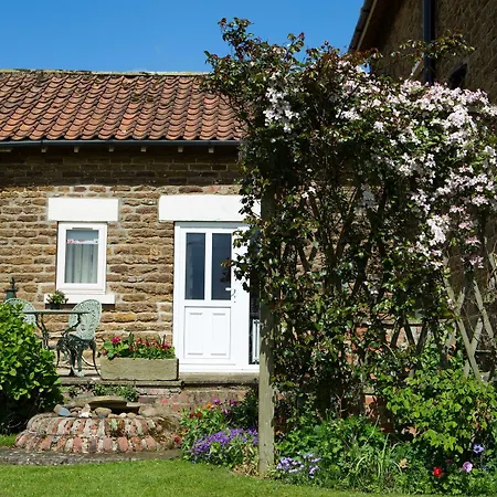 Hall Farm Bed & Breakfast
